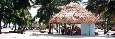 Tobacco Caye Lodge - hotel in Dangriga, Belize